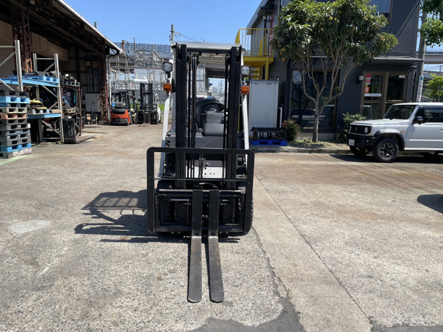 ユニキャリアエンジンタイプ　フォークリフト
