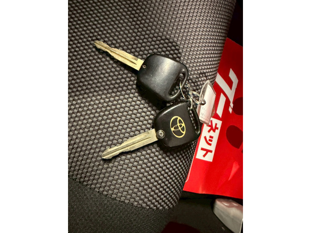 �y�L�[���X�G���g���[�z�����B