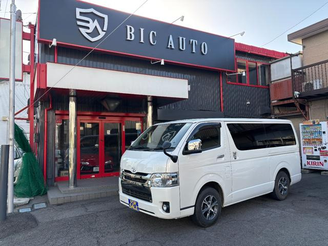 ハイエースバン