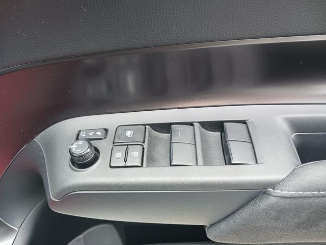 ���f�ڂŁy�Ԍ������z�ƂȂ��Ă���ꍇ�́A�V���ɎԌ���2�N���t�����Ă���̂��n���ƂȂ�܂��B�ŋ��E�����ӕی��E���T�C�N���a�����������z�\�����i�Ɋ܂܂�Ă���܂��B