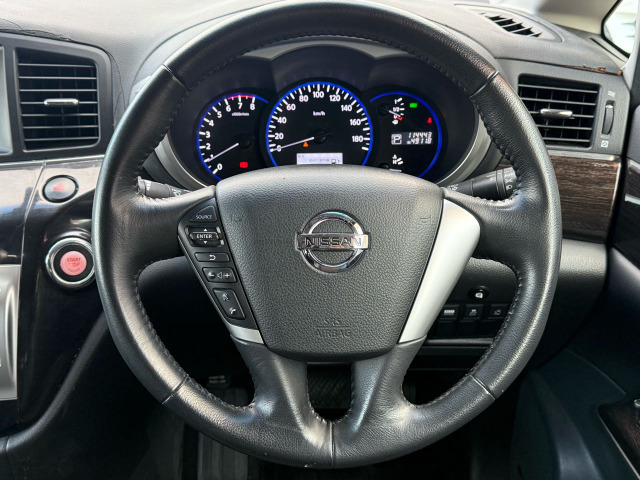 ��LINE�Ŗ₢���킹��24����365���A���ł��C�ɂ���LINE�ɂĂ��C�y�ɖ₢���킹���������܂��B�C�ɂȂ�l���̎ʐ^�⓮������点�Ă��������܂��B�G���W�����������Ă��������܂��B