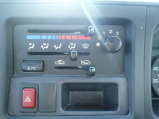 �G�A�R����������������ĔN�����K�ł��������Ăł����K�ɉ߂����܂�?