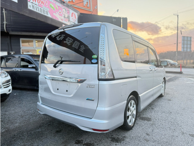 セレナ2.0 ハイウェイスター G S-HYBRID