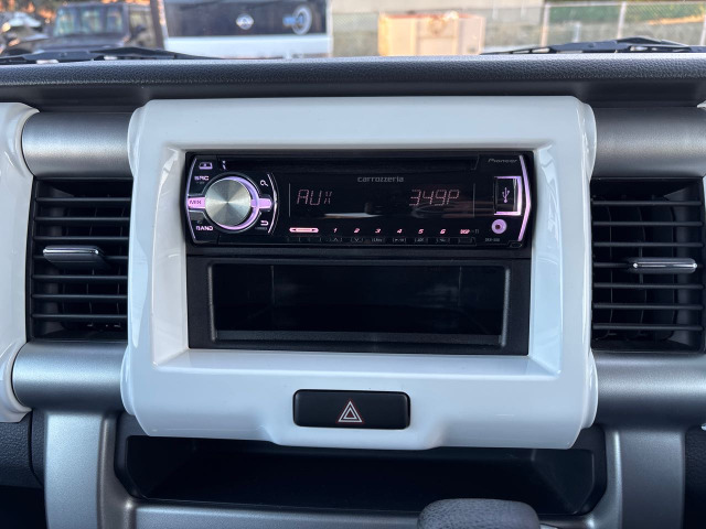 USB�Ń~���[�W�b�N�v���C���[���ڑ��\�ł��B