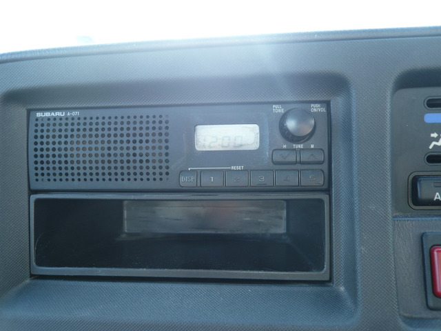 �`���[�i�[�t�������D���ȃ��W�I�𒮂��Ȃ���ړI�n�܂ōs���܂�(^^��