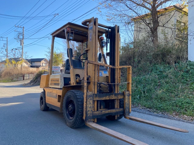 コマツエンジンフォークリフト