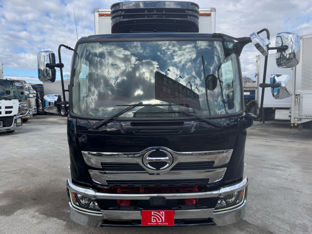 レンジャー冷蔵冷凍車