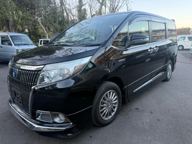 エスクァイアハイブリッド1.8 Gi