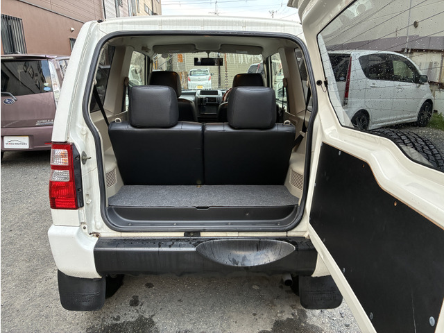 �o�b�N�h�A�����Ȃ��J�����Ƃ��\�ł��B