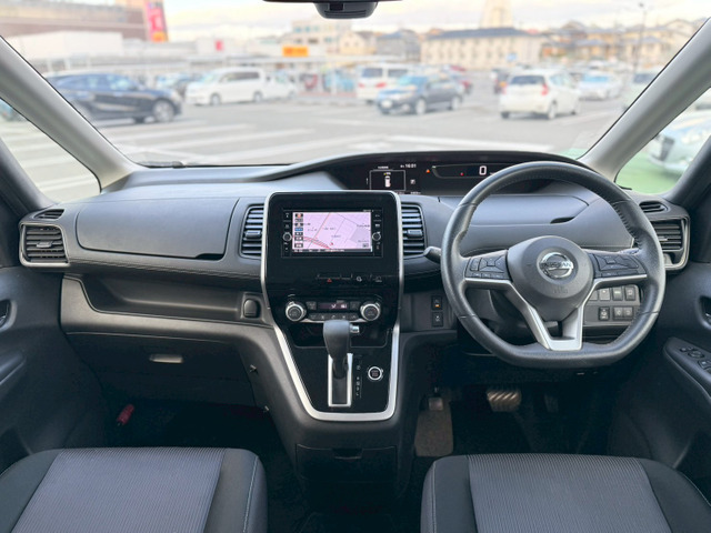 セレナ2.0 ハイウェイスター Vセレクション