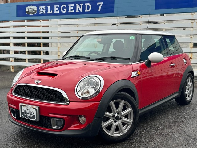 ミニ 他(ミニ) レッド(赤色)の中古車一覧｜中古車検索 - 価格.com
