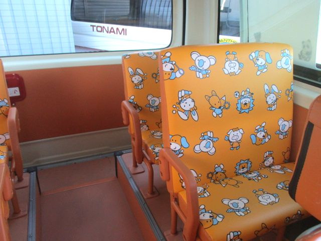 左リア園児用シート