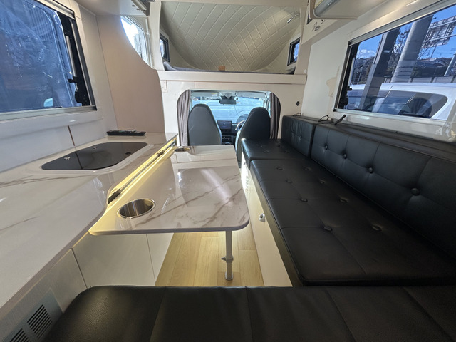 ���H����k�΂��y���߂�_�C�l�b�g!