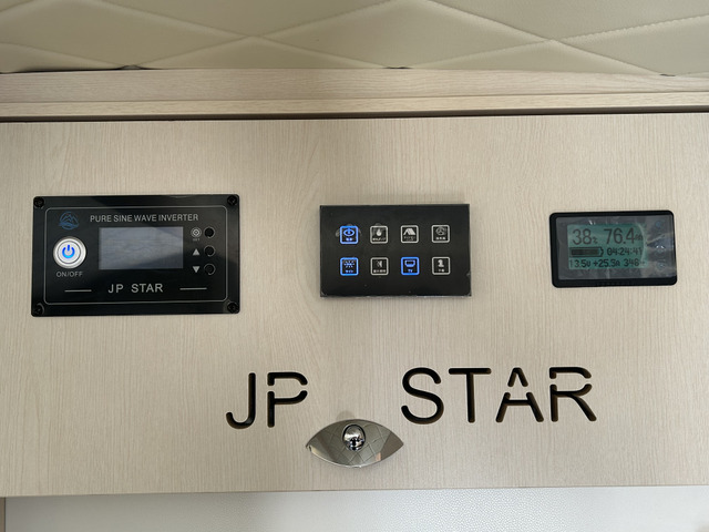 �o�b�e���[���j�^�[ �d���i�W���p�l�� �C���o�[�^�[�����[�g�X�C�b�`