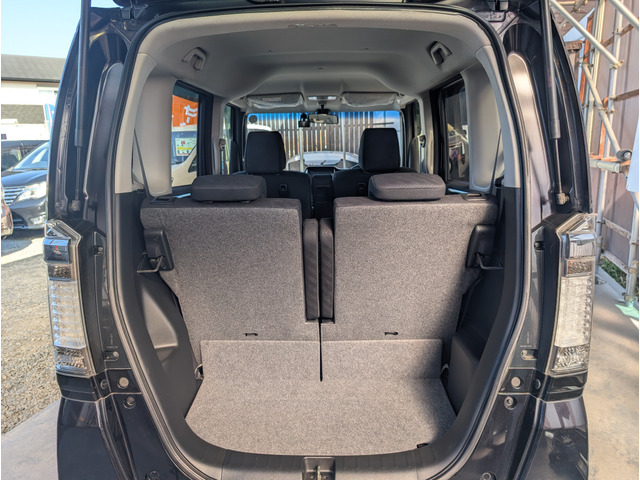 ���A�V�[�g���g�p���Ă����Ԃł��\���ȃ��Q�b�W�X�y�[�X���m�ۂ���Ă܂��B����������̂�N-BOX�̓����ł��B