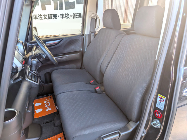 �ԓ��͌��ȏL����ڗ�����������Ȃ��Y��ȋ�ԂƂȂ��Ă܂��B�ԓ����N���[�����Ɖ^�]���C�������ǂ��ł����!