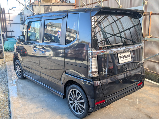 ���̔w�䂪�����̂�N-BOX�̓����ł���l�C�̃|�C���g�Ȃ̂�������܂���ˁB����y������=�g�[�����S���ƂȂ��Ă܂���ˁB