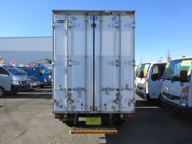 ���O���E���A�r���[�ł���4������