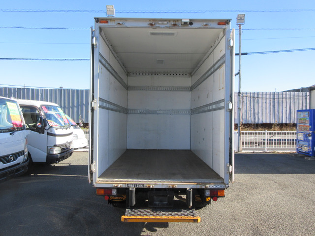 �����A���J������Ԃł���