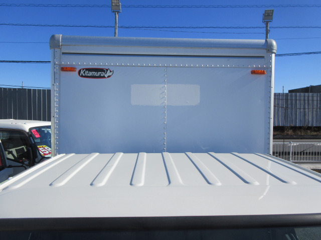 ���O���E�L���r����ł���