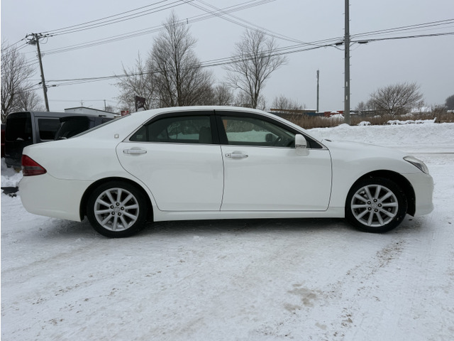 �����ÎԂƌ����΁ADAIAMOND CAR&LIFE  SERVICE��TEL011-299-7299