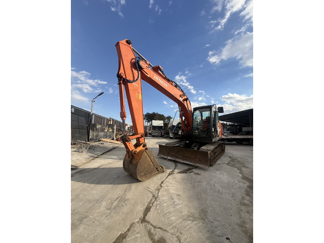 日立油圧ショベル