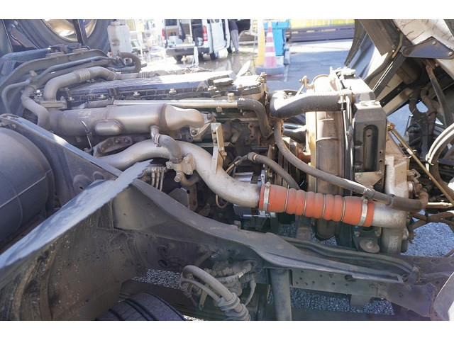 �L�x�ȃg���b�N�A���p�ԁA�n�C�G�[�X�Ȃǎ�舵���Ă���܂��B��xHP�������������Bhttp://www.vantruck.co.jp/