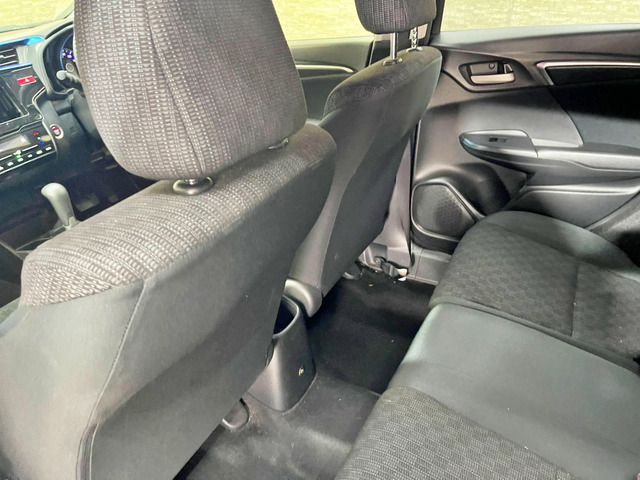 ���݌�200��ȏ�!�������񂠂邩�炲��]�̂��Ԃ�������܂�! �f�ڂ���Ă��Ȃ��݌ɎԂ������������܂��̂ŁA���C�y�ɂ��⍇��������!