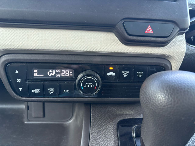 �I�[�g�G�A�R�����c