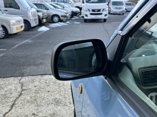 �y�x�����z���i�X�z���Ԃ������������܂��āA���ɗL�������܂��B�݌Ɏԗ��ɂȂ�܂��̂ŁA���񂲓s���̋X�������ɁA���ɗ��ĉ������B���X�\��������ƁA���ē����X���[�Y�ł��B