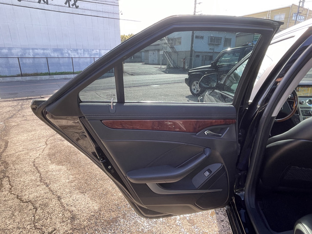 �_�񏑂̂����̓��[����FAX�݂̂ł��\�ł��BTEL�ɂČ��Ԃ��m�F���Ȃ���̂�������A�C�ɂȂ�ӏ��̎ʃ����M�������Ή��ł��܂��̂ŁA���C�y�ɂ��\���t�����������B