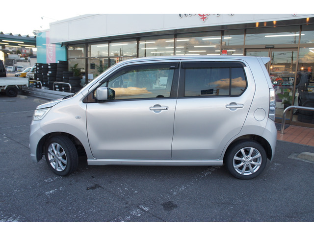 �卂�X�͌y�����Ԃ����C���Ɏ�舵���Ă���܂����A�{�X�ł̓R���p�N�g�J�[����~�j�o���A�A���Ԃ܂Ŏ�舵���Ă���܂��B�O���[�v�S�X�ŏ펞�݌�180��ȏ��葵���Ă���܂��B���I�d��������Ă���܂�!