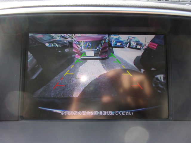 �J���[�o�b�N���j�^�[�B