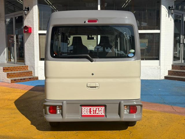 ���A�h�A�ɂ��D���ȃX�e�b�J�[�⃍�S�ȂǓ\��̂��ǂ��ł��ˁB���S���̐��������܂��̂ŁA���C�y�ɂ����k�������B