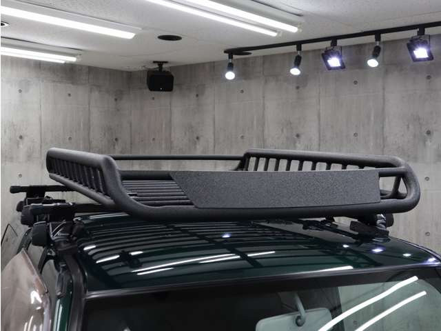 �V�i���[�t���b�N�t���ł�!�L�����v��A�E�g�h�A�V�[���Ȃǂɍs�����ȂǁA��������̉ו����^�ԍۂɖ��ɗ��֗��ȃA�C�e���ł���