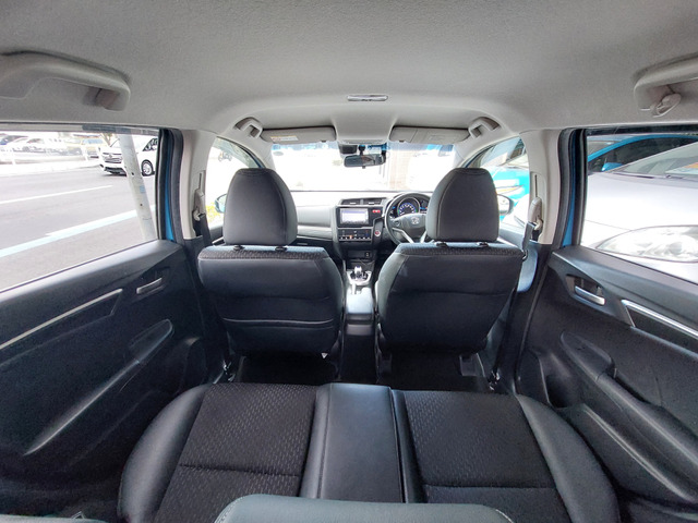 フィット1.5 ハイブリッド Lパッケージ