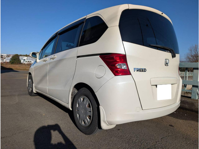 フリード1.5 G Lパッケージ