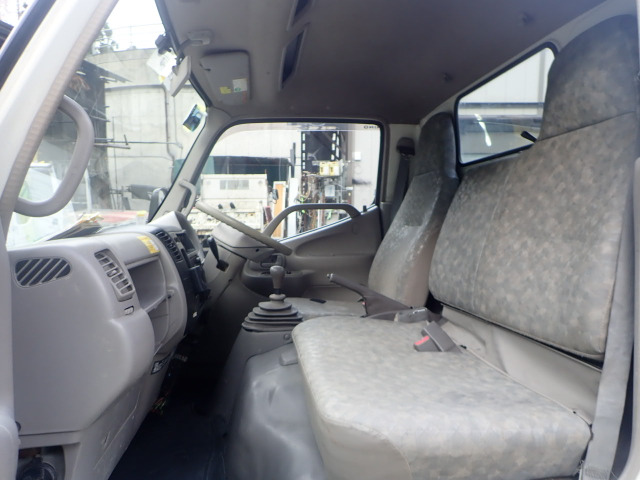 �����N�������ł��B(�E�V�[�g�j��A�e�[�v�ŕ�C�E�O���[�uBOX�̃t�^����)