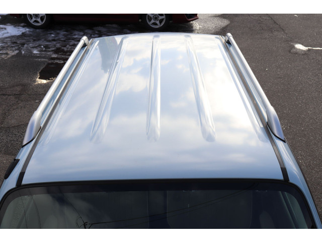 �����G���W���}�E���g������Ă��܂��B