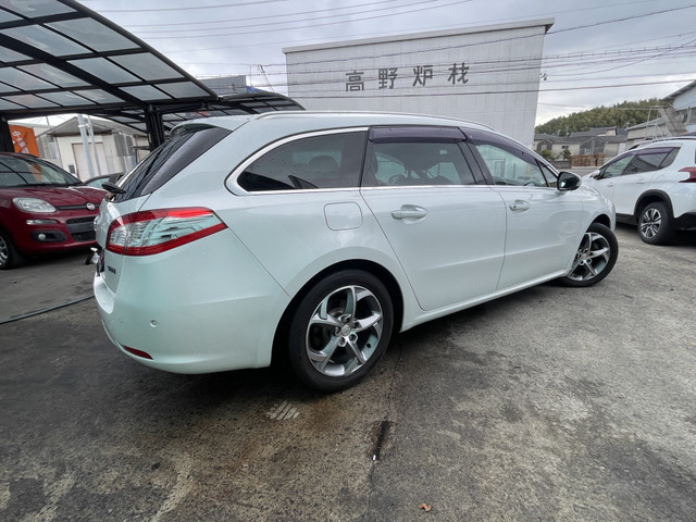 �����ԕی��������k���������B���X�͎O��Z�F�C��A���������j�b�Z�C���a���ۂ̑㗝�X�ł��B�ی��S��������̍ۂ͘A�g������Đv���ɂ��Ή��v���܂��B��ԁE�����^�J�[�����p�ӂł��܂��̂ł����S���������B