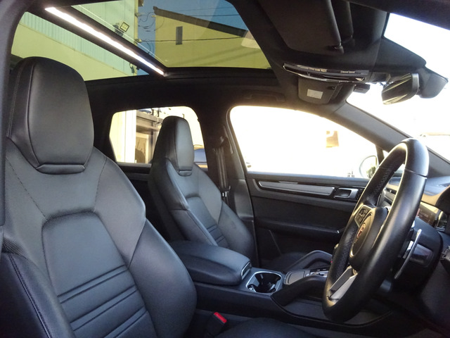 ���U�[�C���e���A�u���b�N