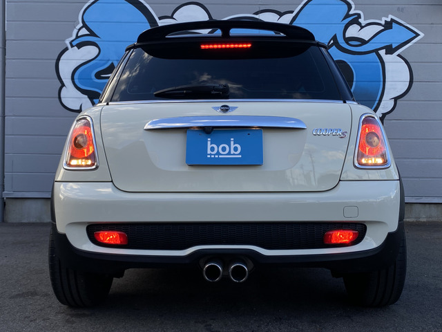 �������̕��ł��A�ԗ������̊T�Z�����o���ł��܂��B�Ԍ��؂����茳�ɁA���s���������m�F�̏エ�₢���킹���������B