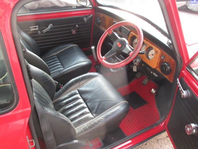 ミニクーパー1.3i 35thアニバーサリー