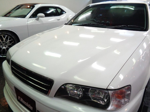 �ۊǏ󋵂��悭����̂���X�[�p�[�z���C�g�J���[�̃{�f�B&�������̍����N���A�w�b�h���C�g�ł��C�����̓��[�t��C���Y��ɕ�C���ꑖ�s�Ɏx��̂̂Ȃ����̂ł�