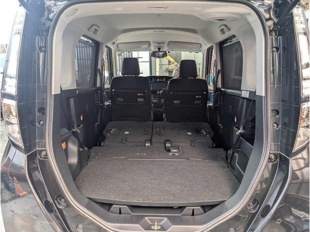 �X�Ƀ��A�V�[�g�𑀍삷��΍L�X�Ƃ������Q�b�W�X�y�[�X��!�q���p�̎��]�ԂȂǂ��ς߂��قǂ̍L���ł��B