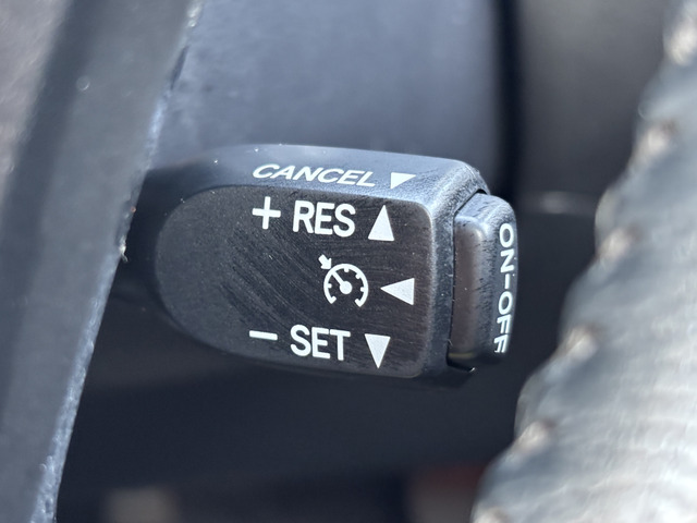 �N���[�Y�R���g���[��