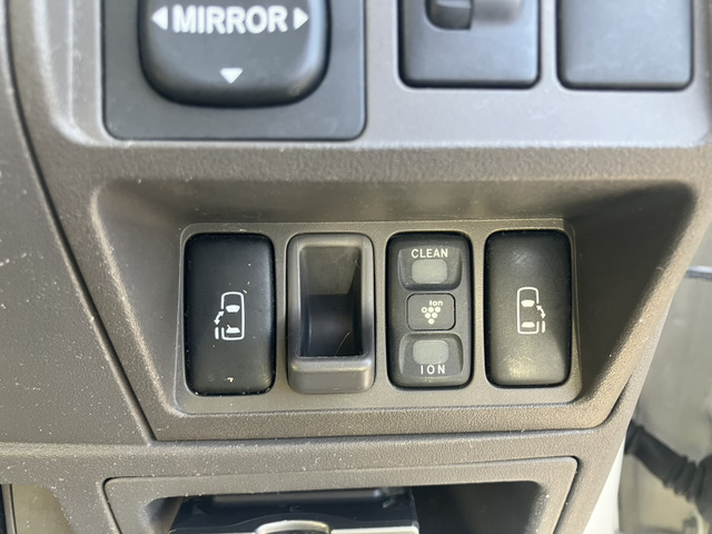 ���ꂵ�������p���[�X���C�h�h�A�ł��B���V�ԃI�v�V����