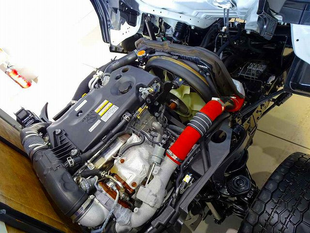 �G���W�����[��