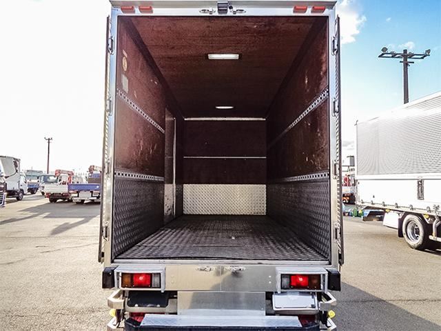 �ő�ύڗ�3000kg