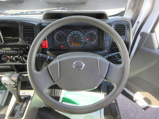 �������E�n���h�����ł���D�ȃG�A�o�b�O�t���ł���